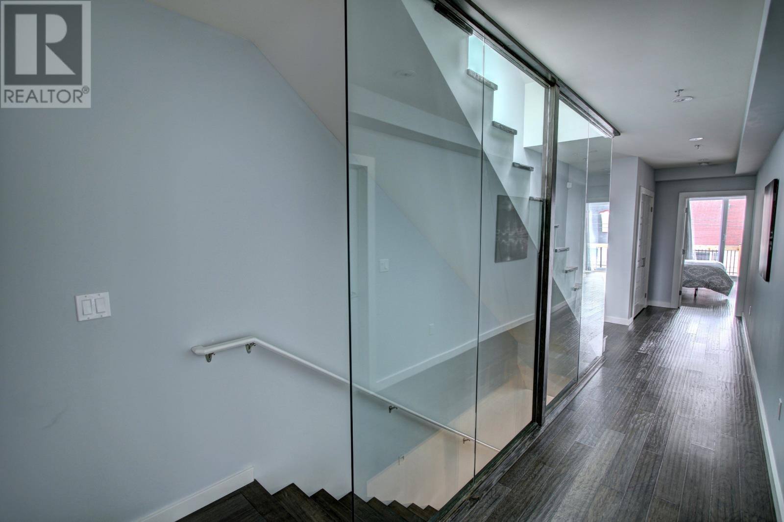 48 Brine Street, photo 23 of 33