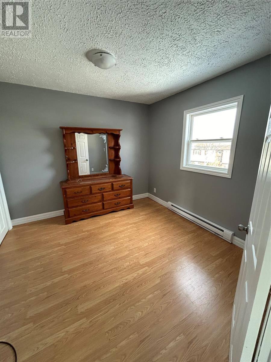 57 Blackler Avenue, photo 8 of 16
