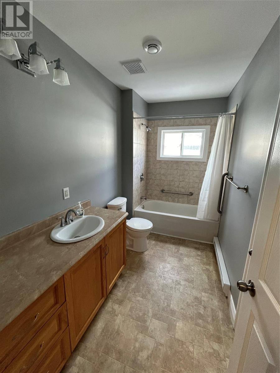 57 Blackler Avenue, photo 9 of 16