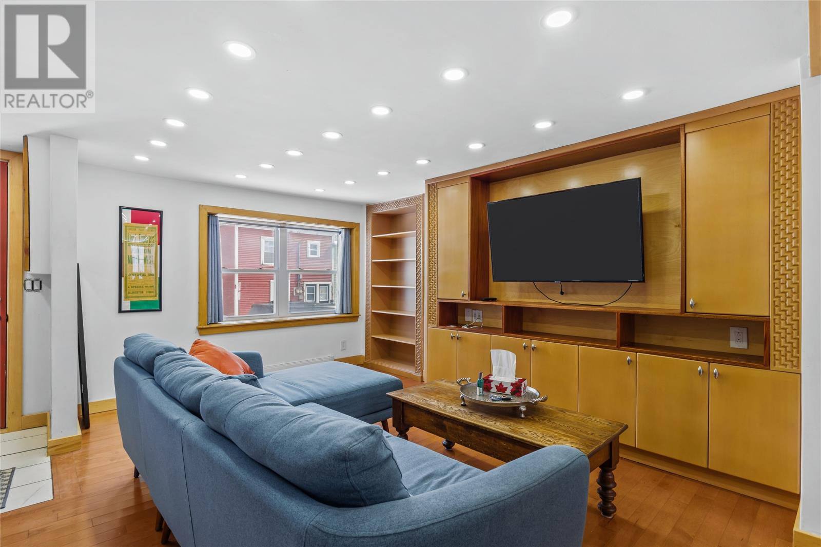 39 Spencer Street, photo 10 of 24