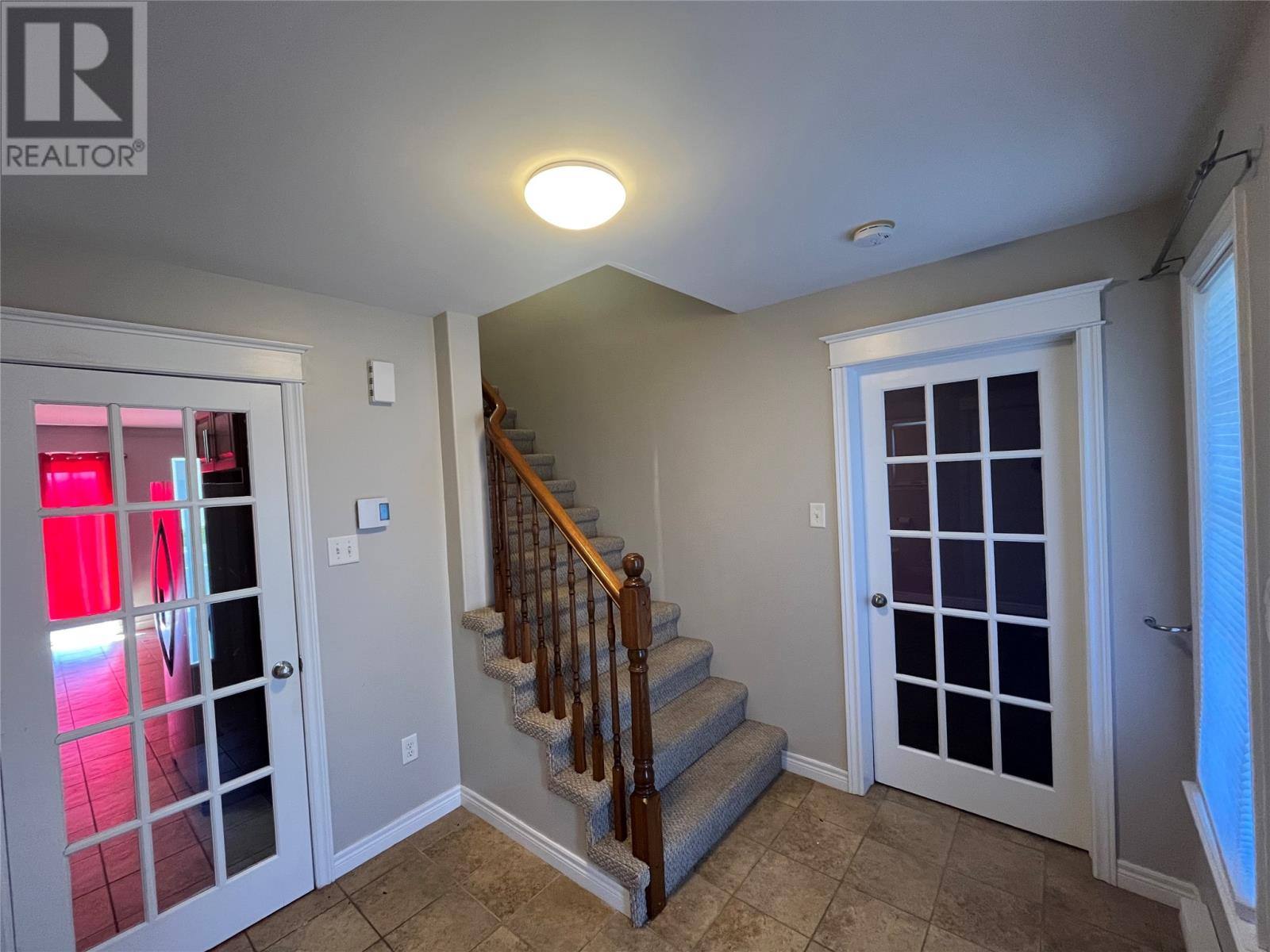 31 LIONS Road, photo 14 of 27