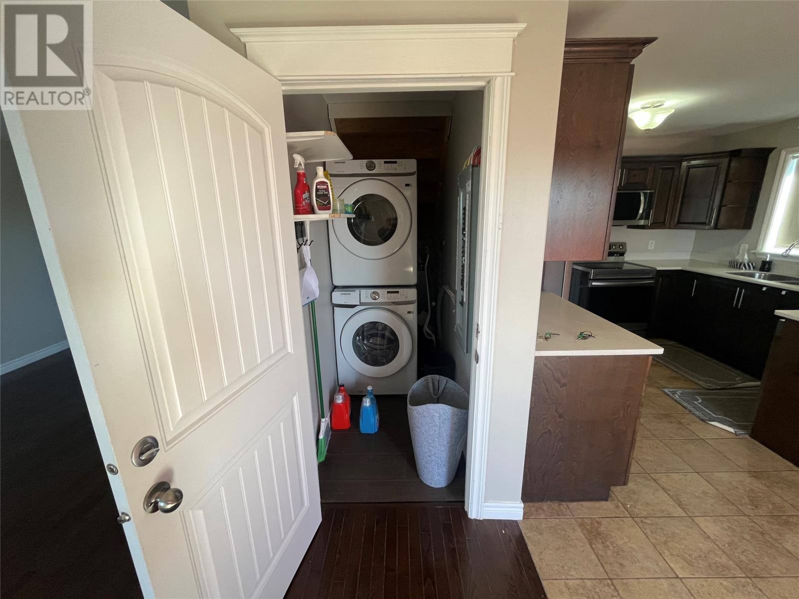 31 LIONS Road, photo 21 of 27