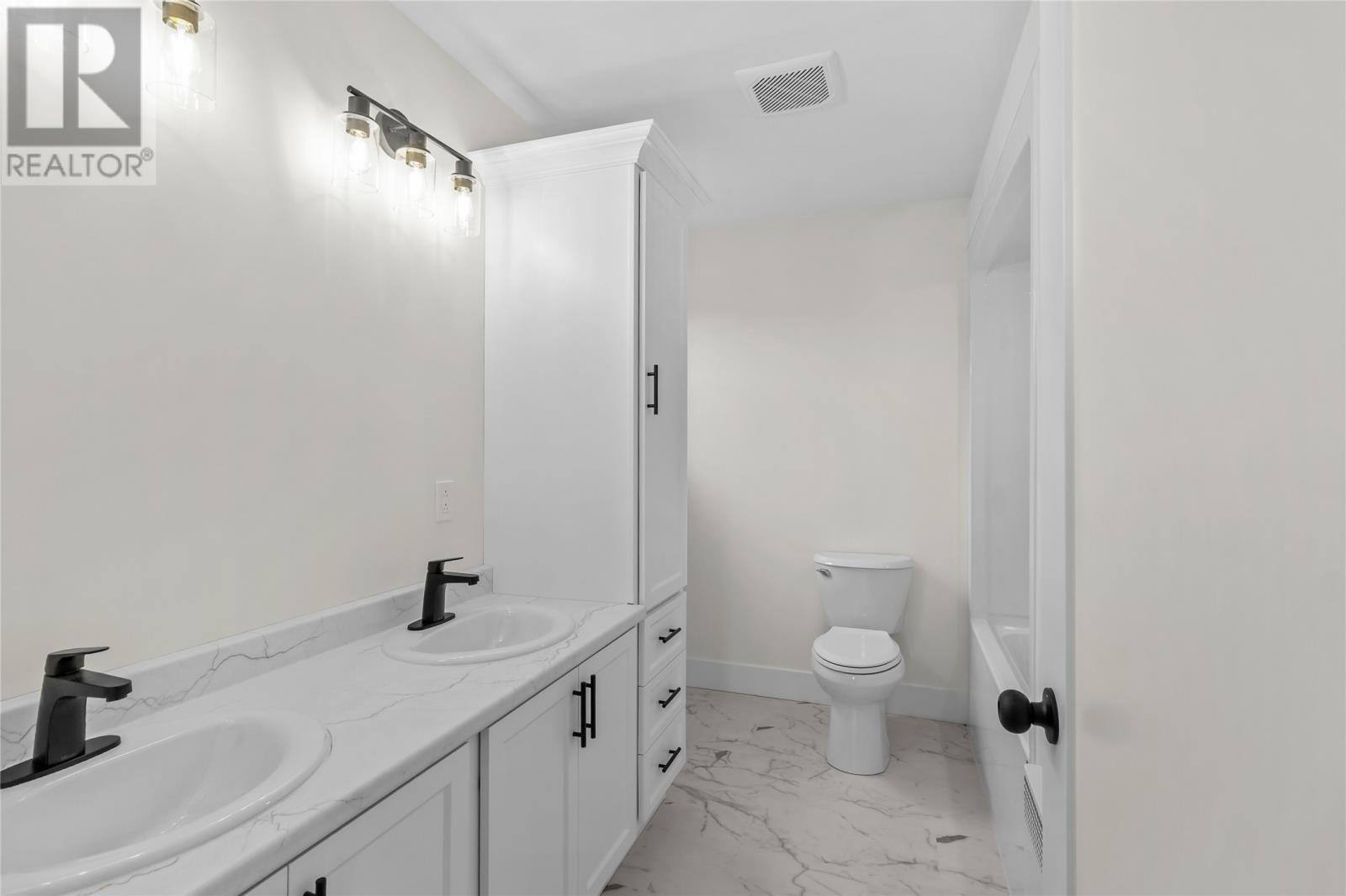 1 Abigail Place, photo 29 of 34