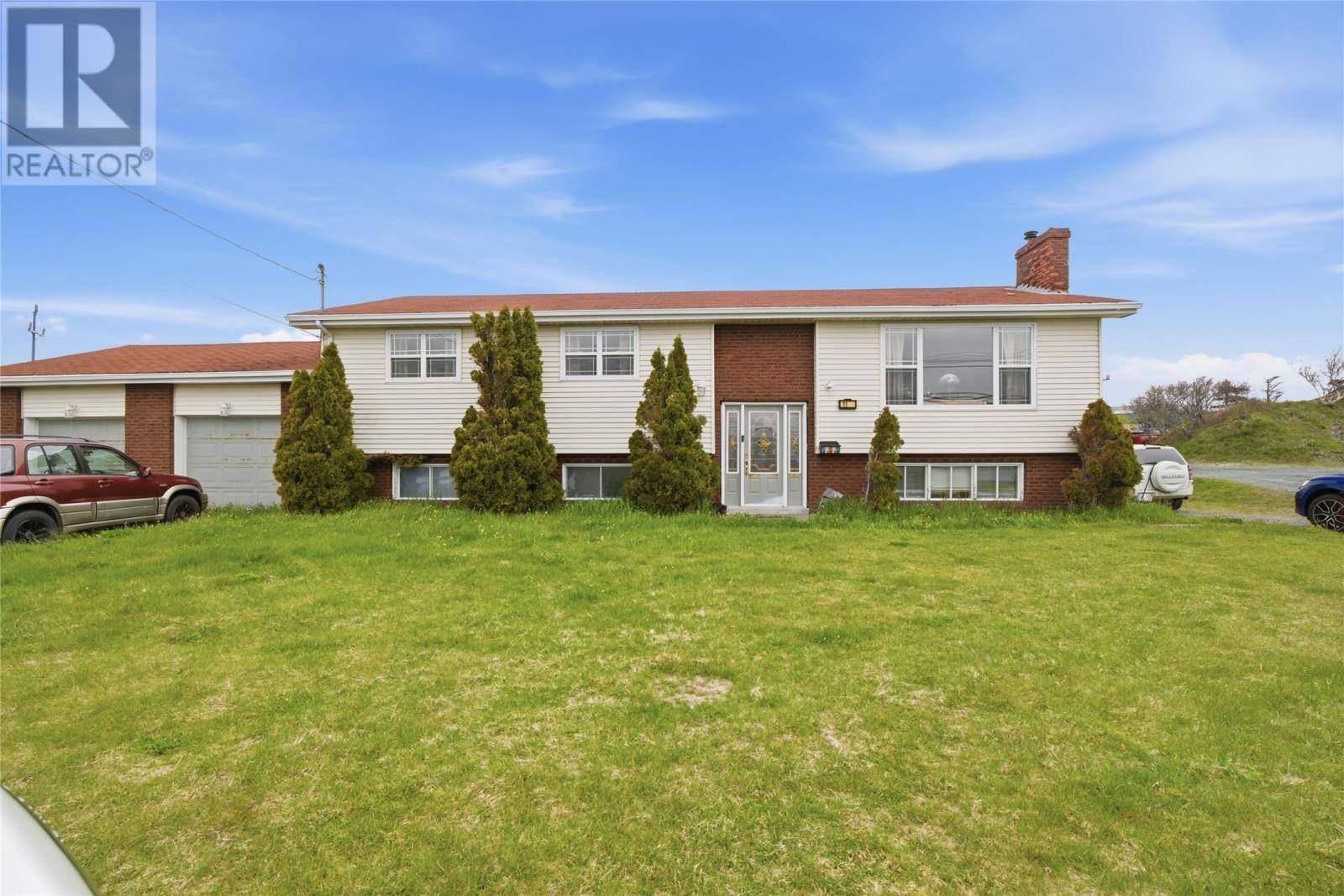 1190 Topsail Road, photo 1 of 34