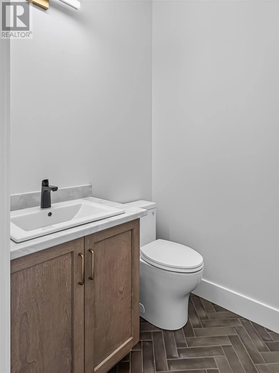 99 Trenton Drive, photo 5 of 50