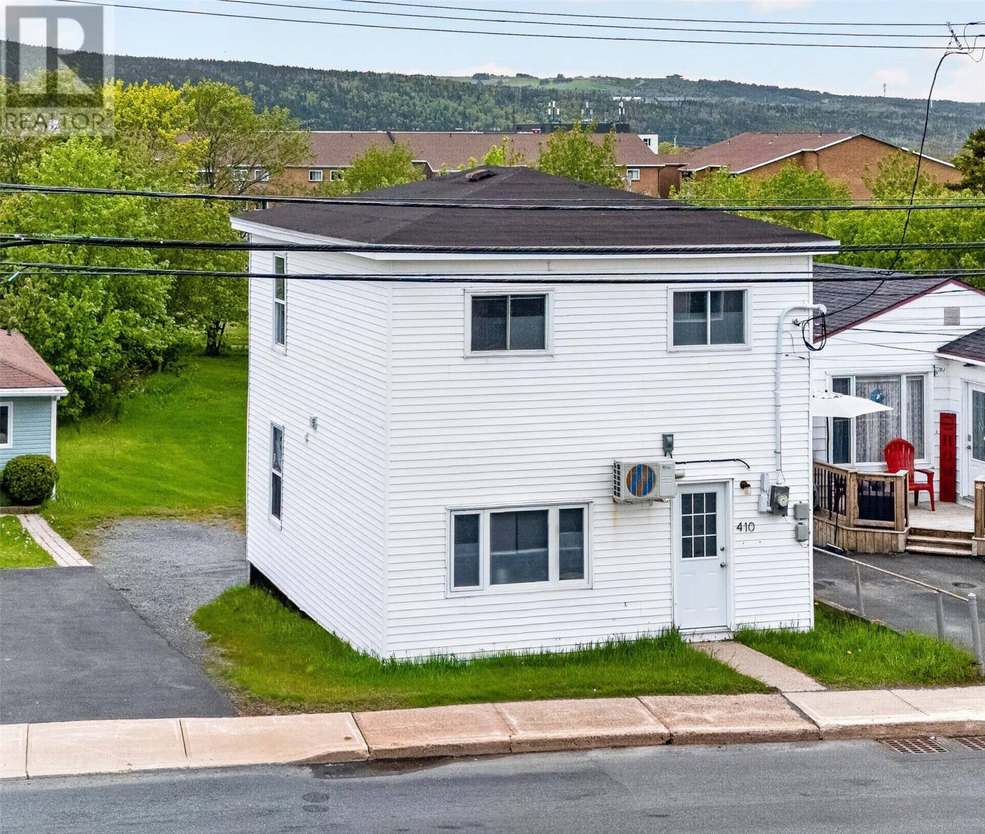 410 Empire Avenue, photo 2 of 19