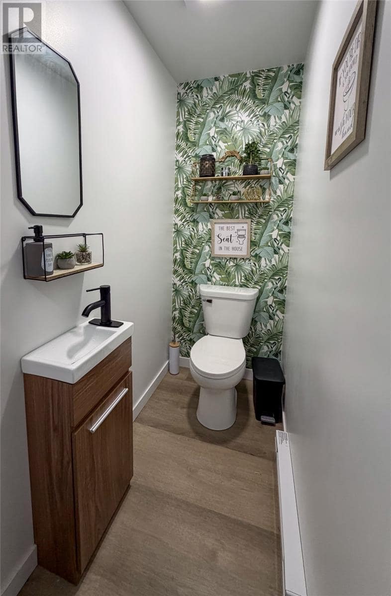 410 Empire Avenue, photo 8 of 19