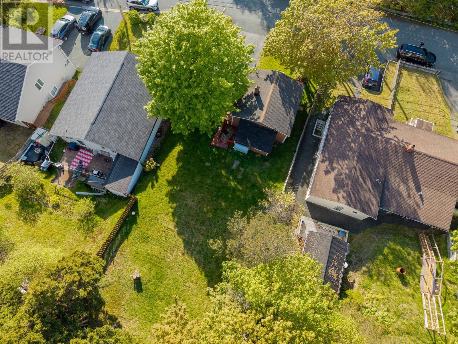 41 Hillview Drive, photo 8 of 11