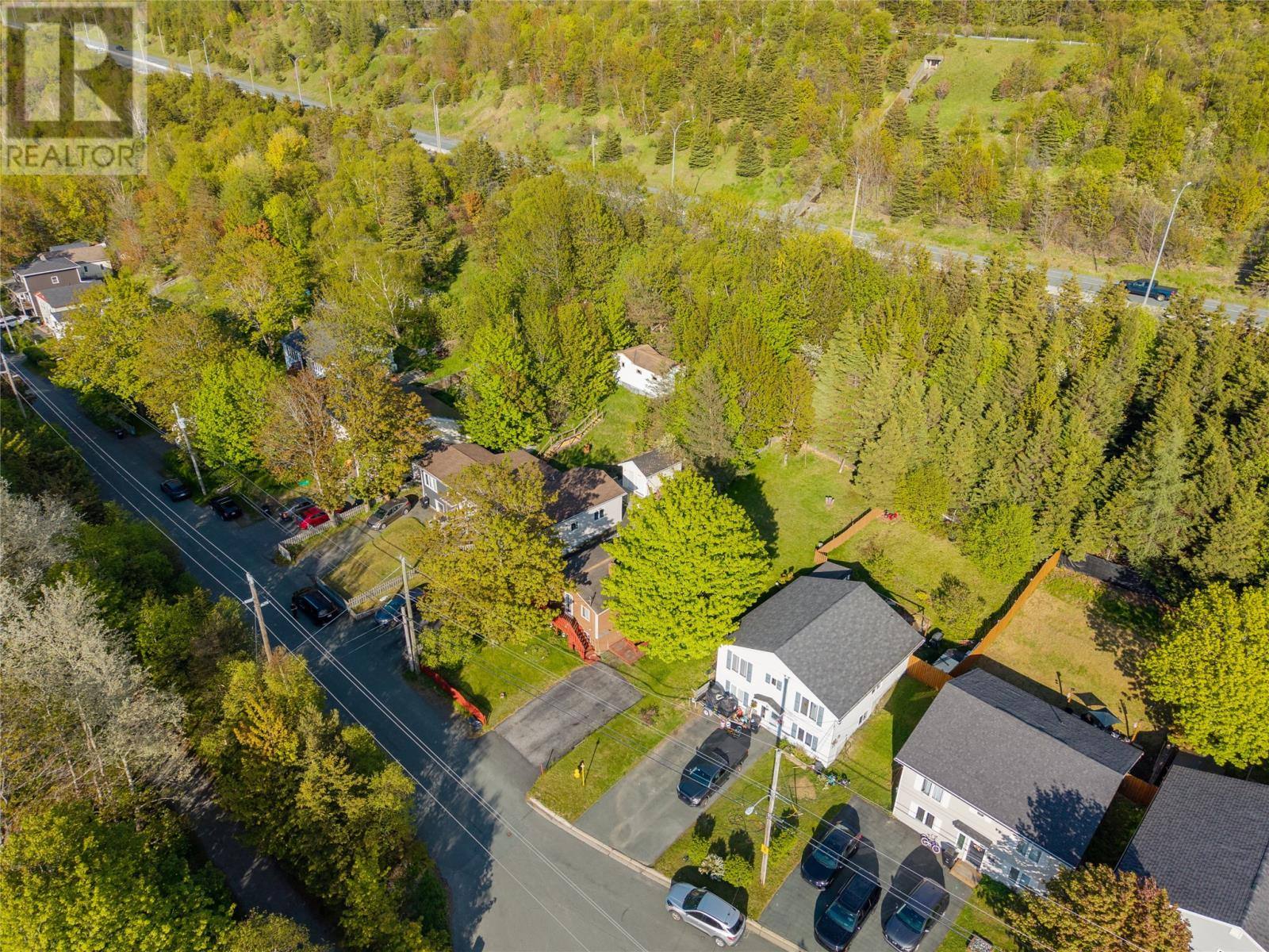 41 Hillview Drive, photo 12 of 14