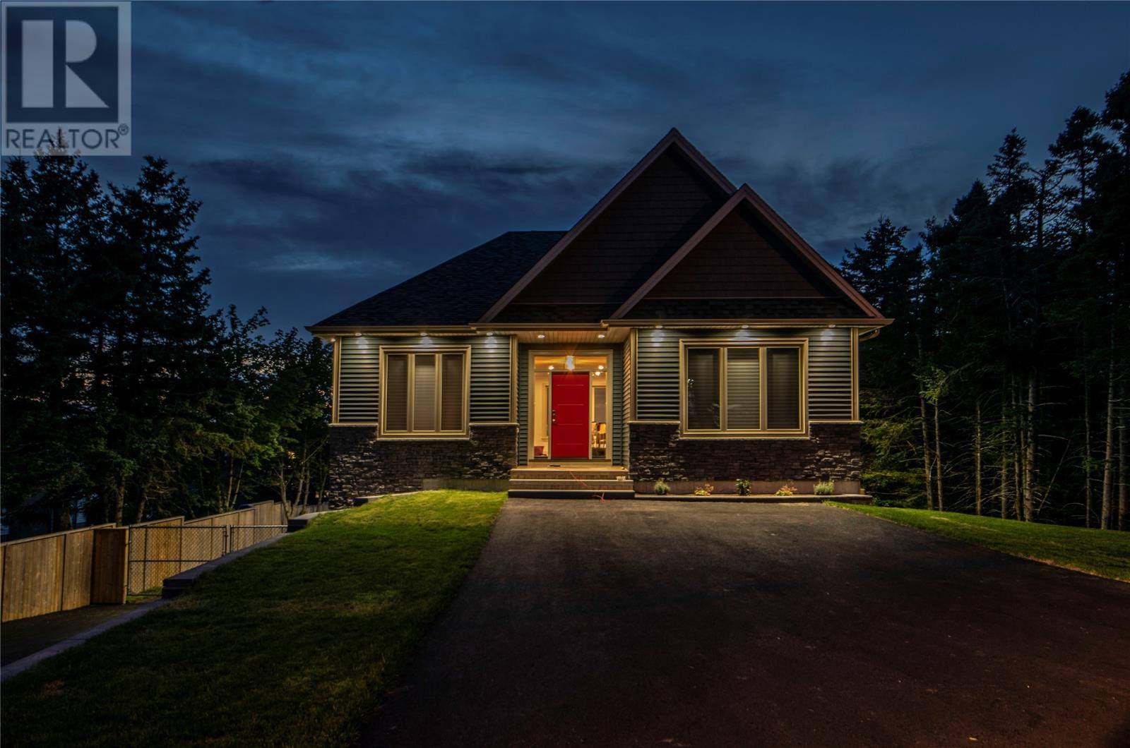 22 Indian Pond Drive, photo 2 of 50