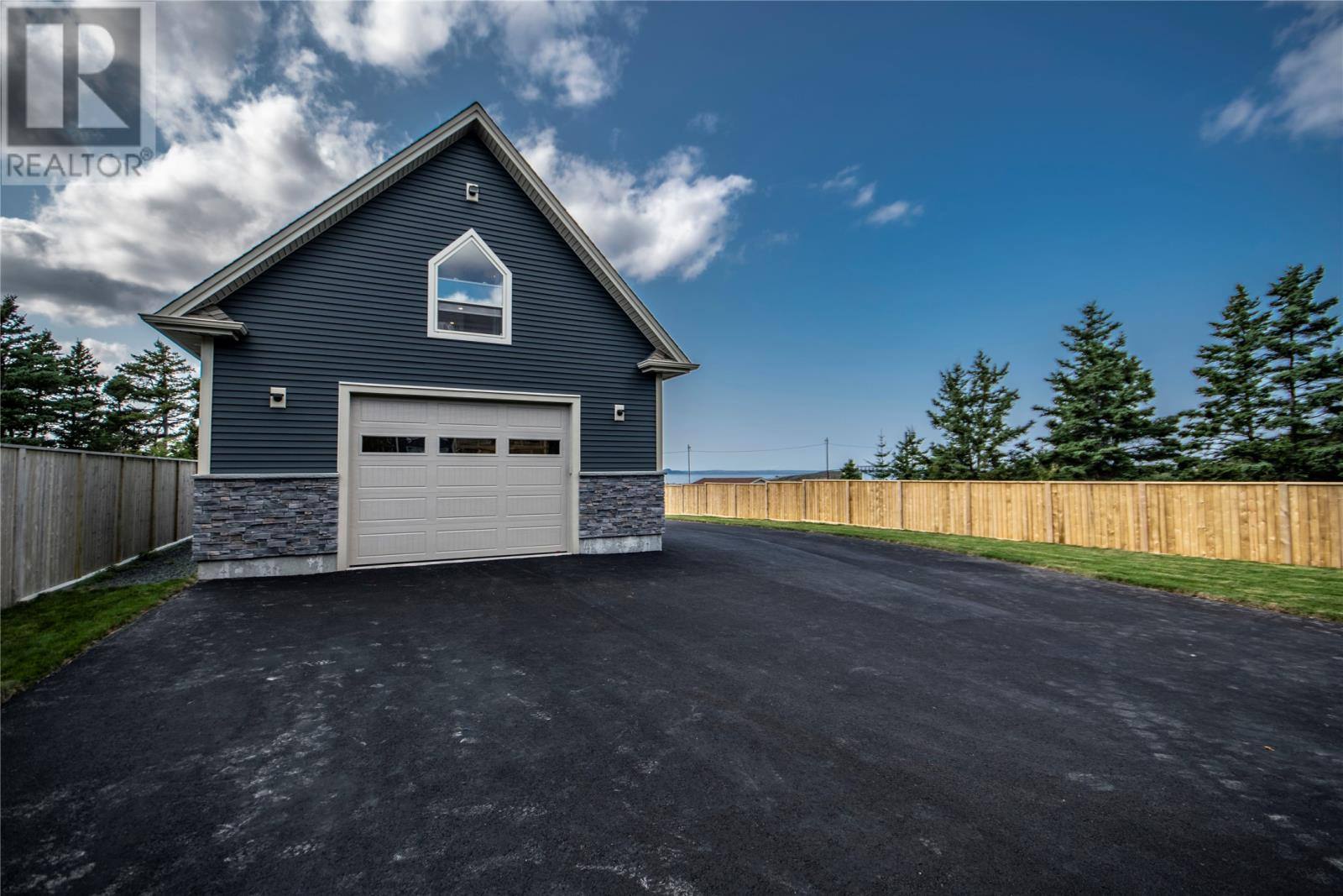 22 Indian Pond Drive, photo 5 of 50
