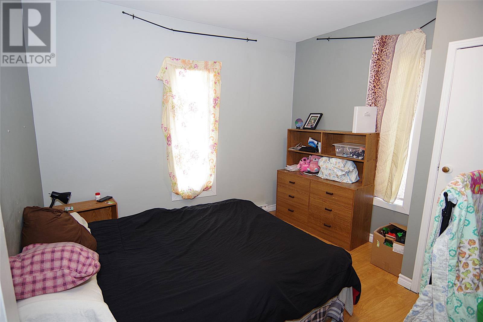 41 Monroe Street, photo 10 of 21