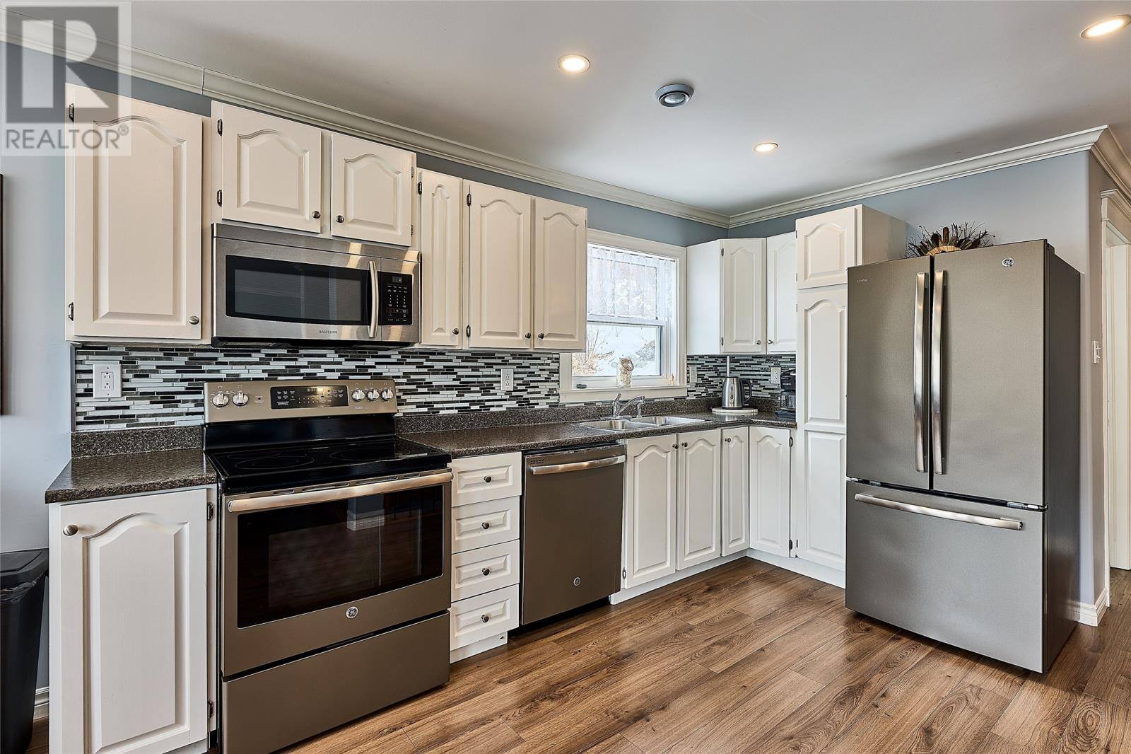 14 Fort Amherst Road, photo 2 of 22