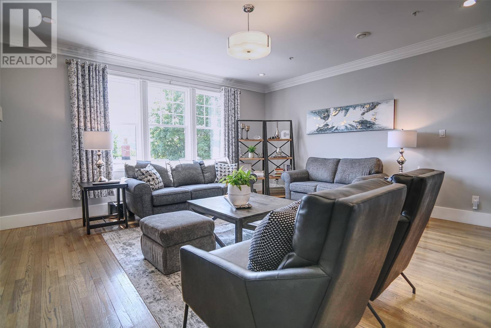 63 Bond Street, photo 15 of 48