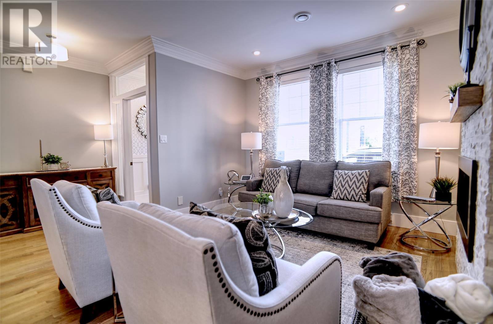 63 Bond Street, photo 18 of 48