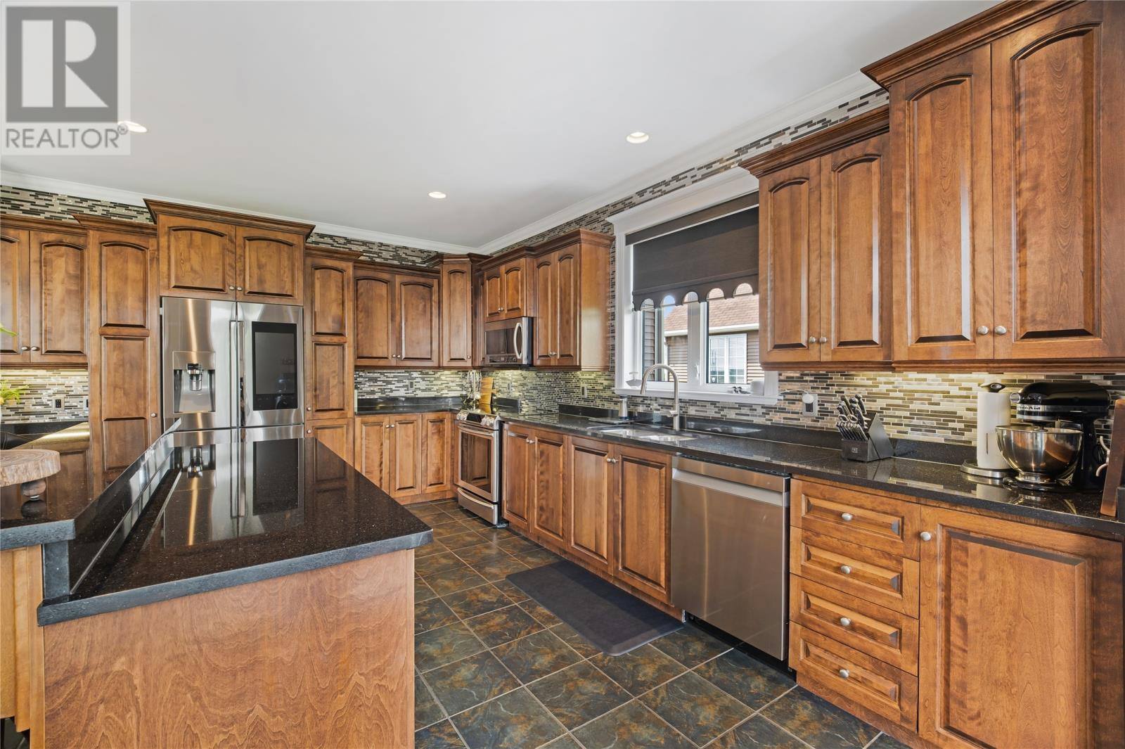 206 Summit Drive, photo 18 of 50