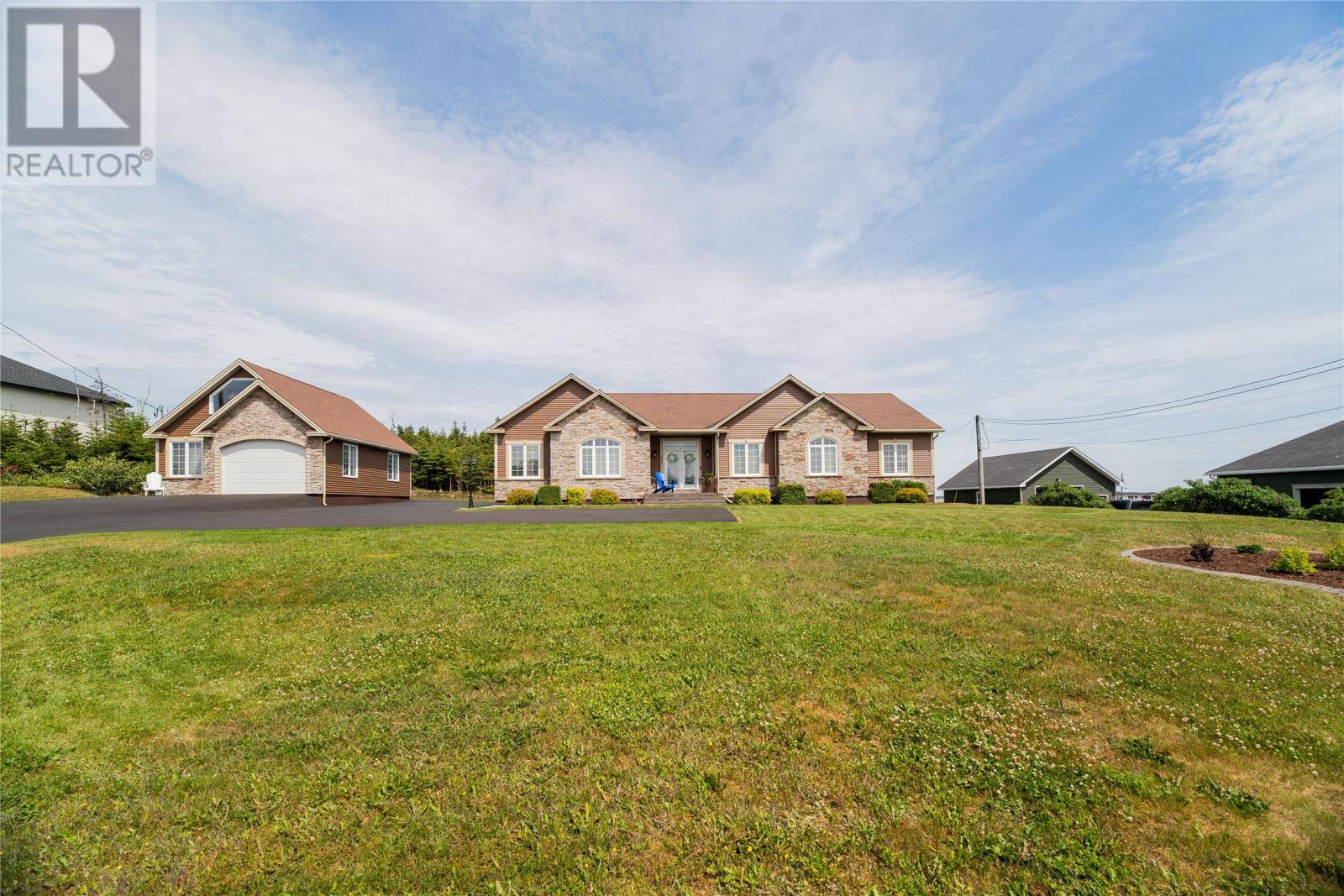 206 Summit Drive, photo 1 of 50
