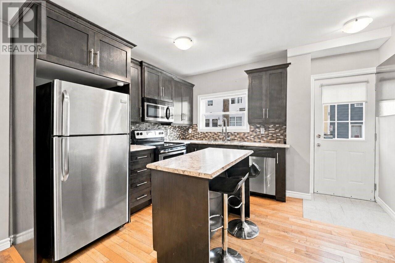 13 McFarlane Street, photo 3 of 13