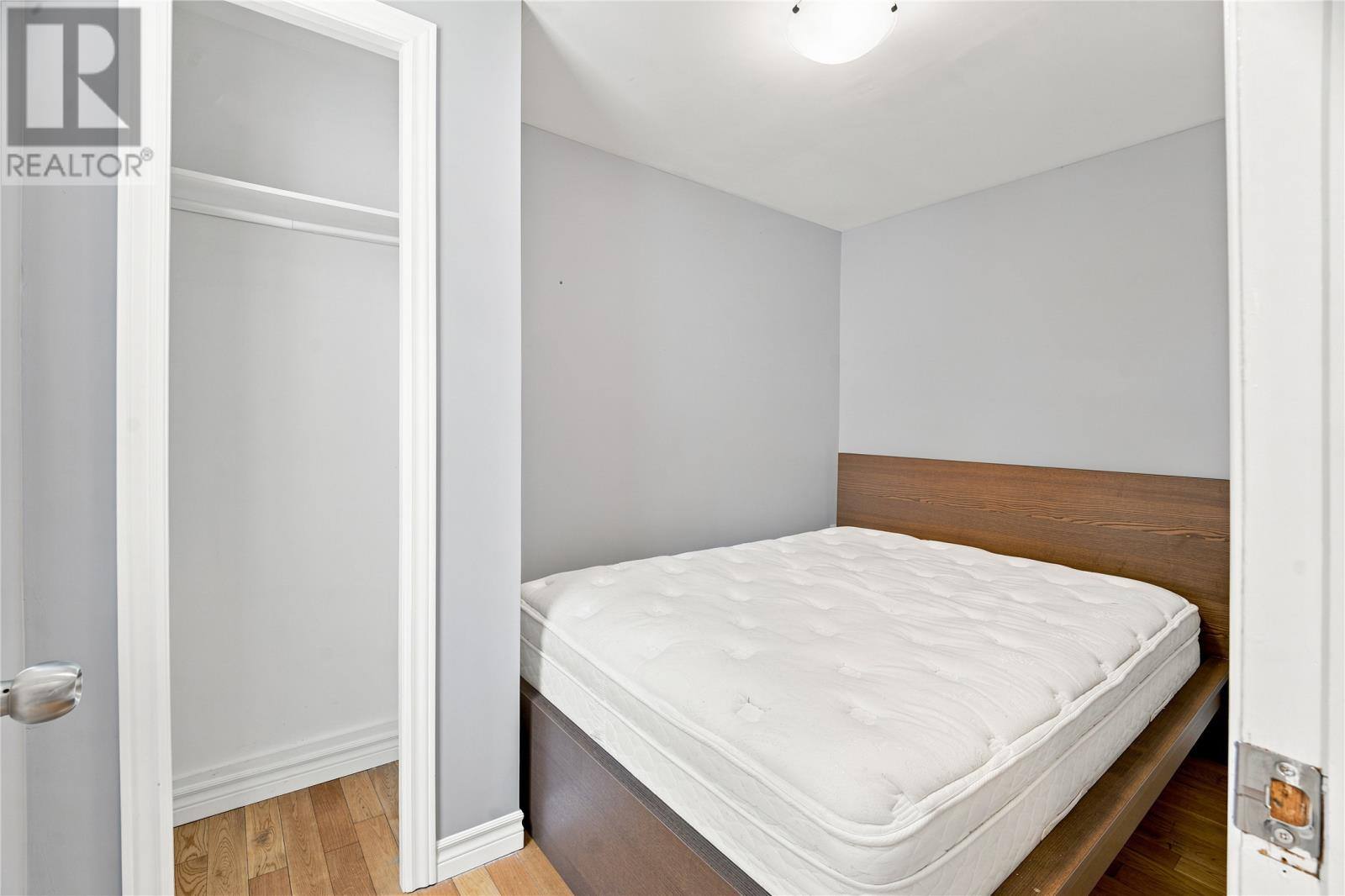 13 McFarlane Street, photo 8 of 13