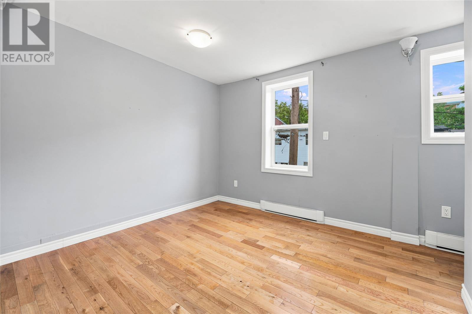 13 McFarlane Street, photo 9 of 13