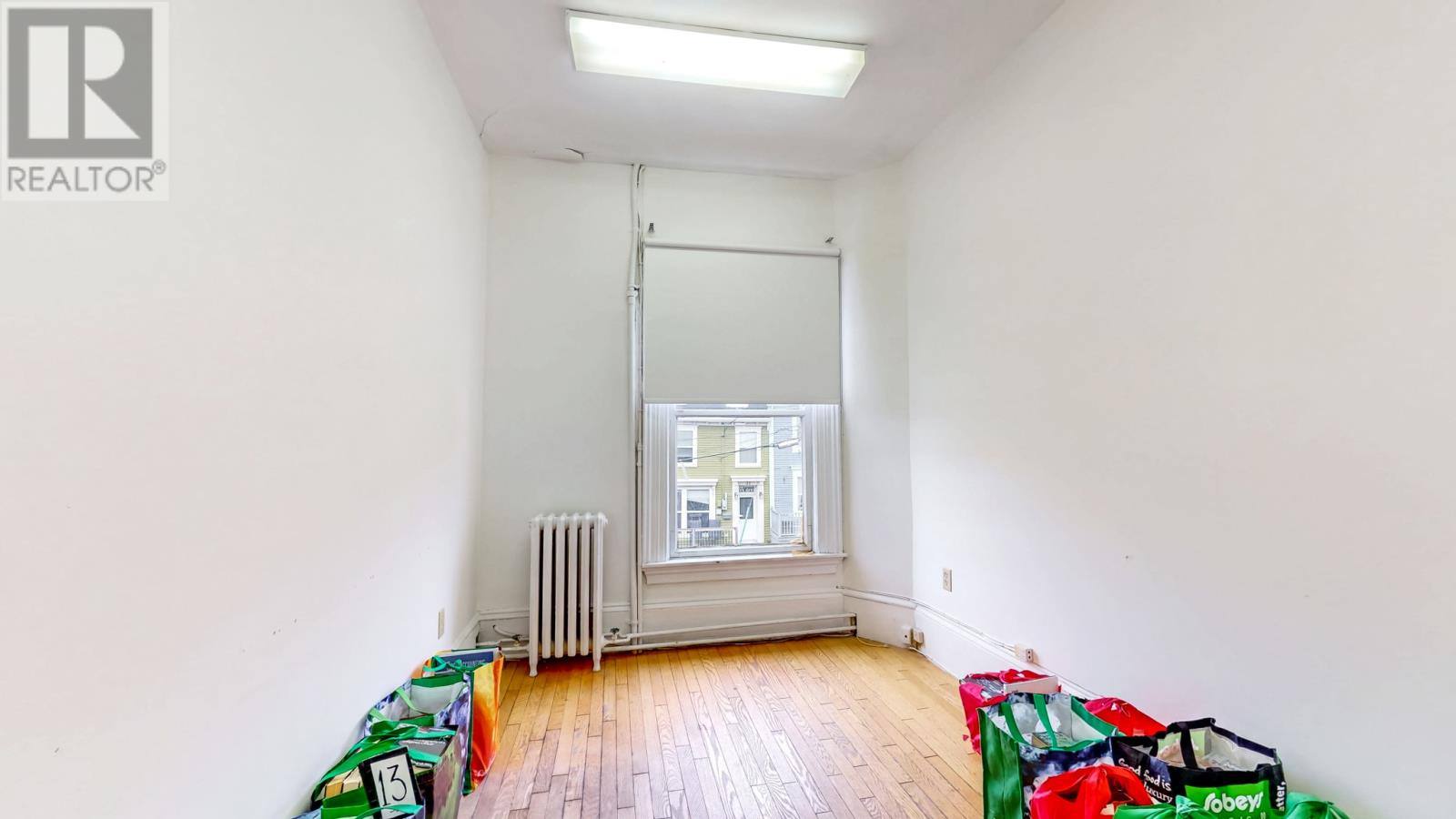 28 COCHRANE Street, photo 23 of 36