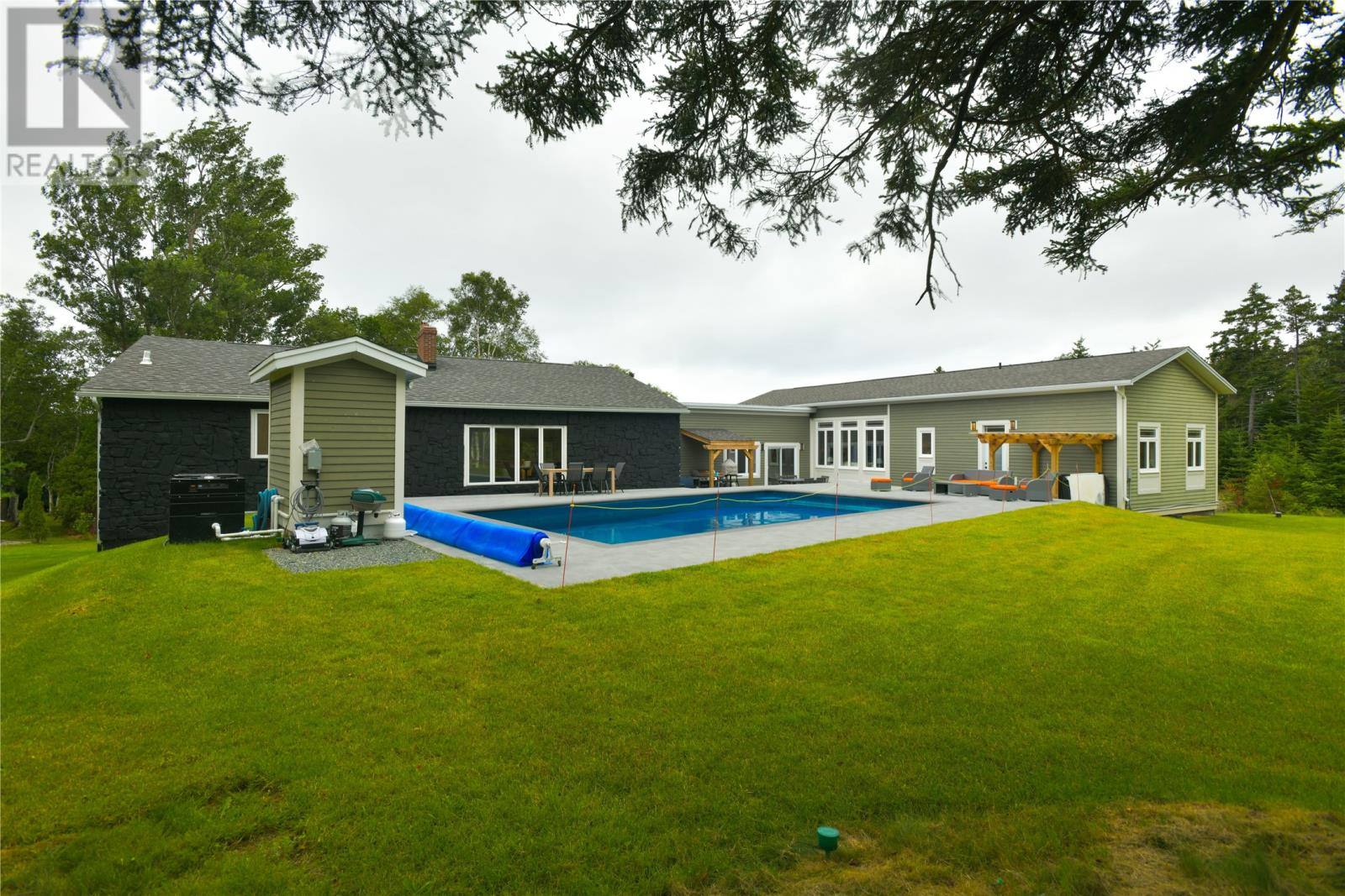 53 E Lawrence Pond Road, photo 13 of 44