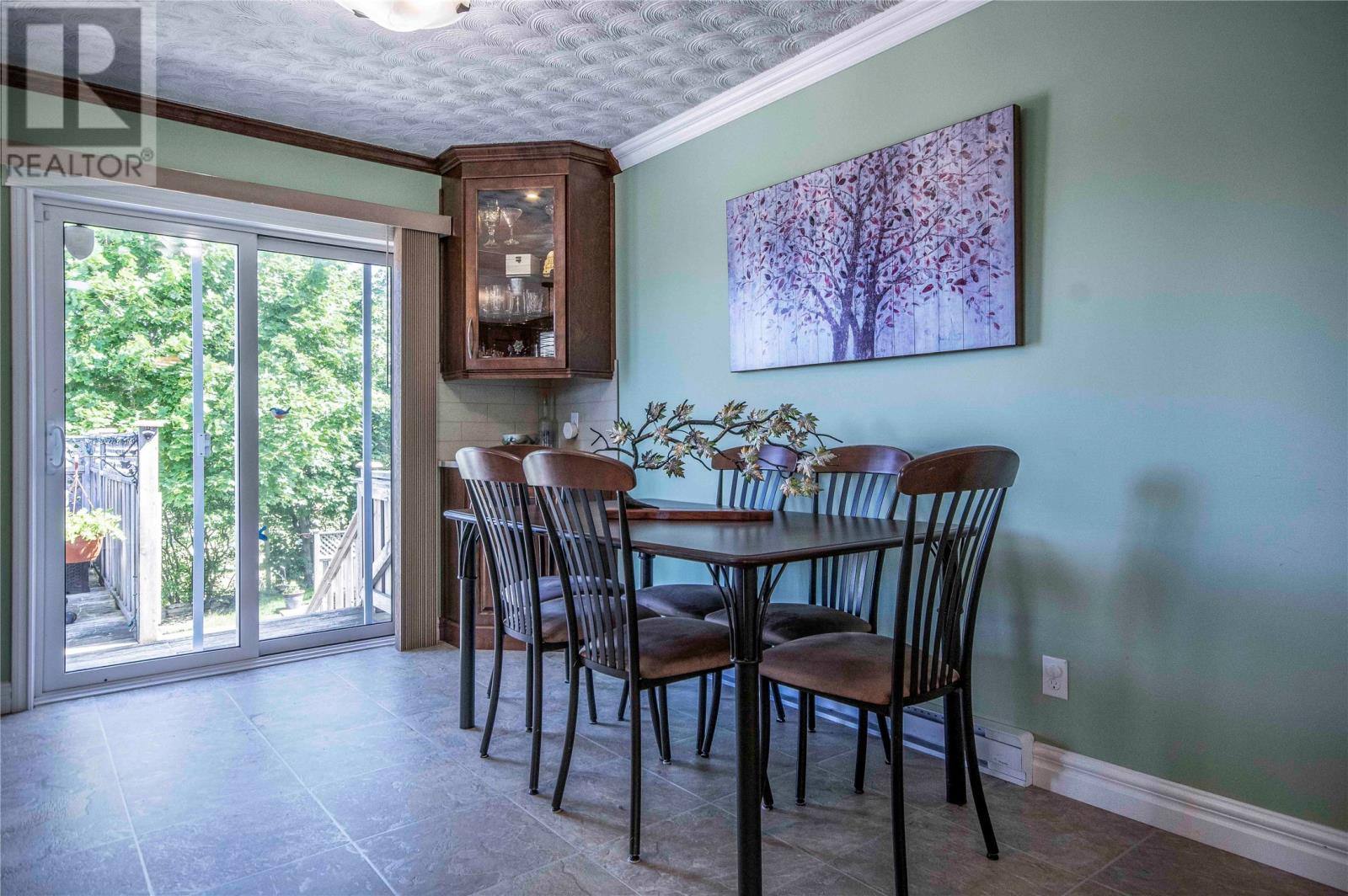 57 Cabot Road, photo 11 of 35