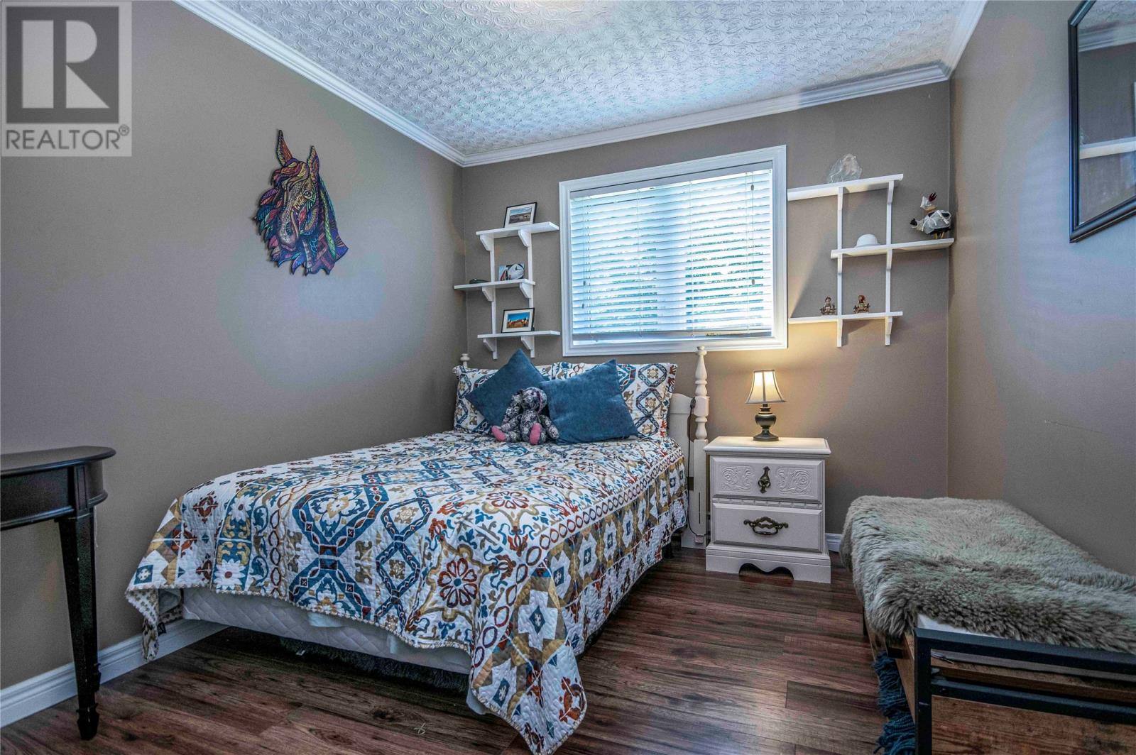 57 Cabot Road, photo 17 of 35