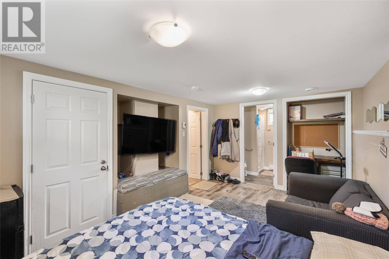 192 Elizabeth Avenue, photo 20 of 29