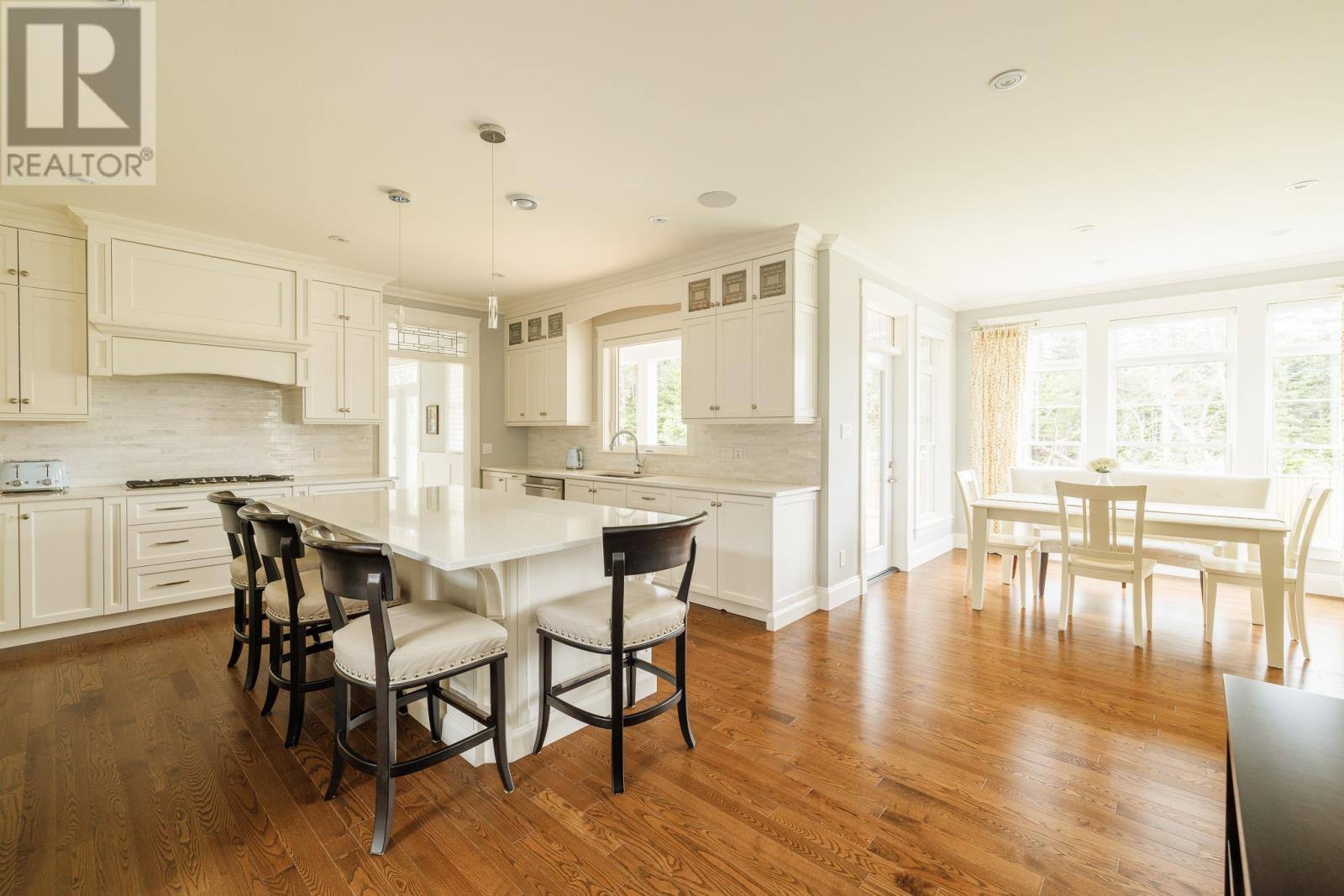 6 Stoneley Place, photo 8 of 46
