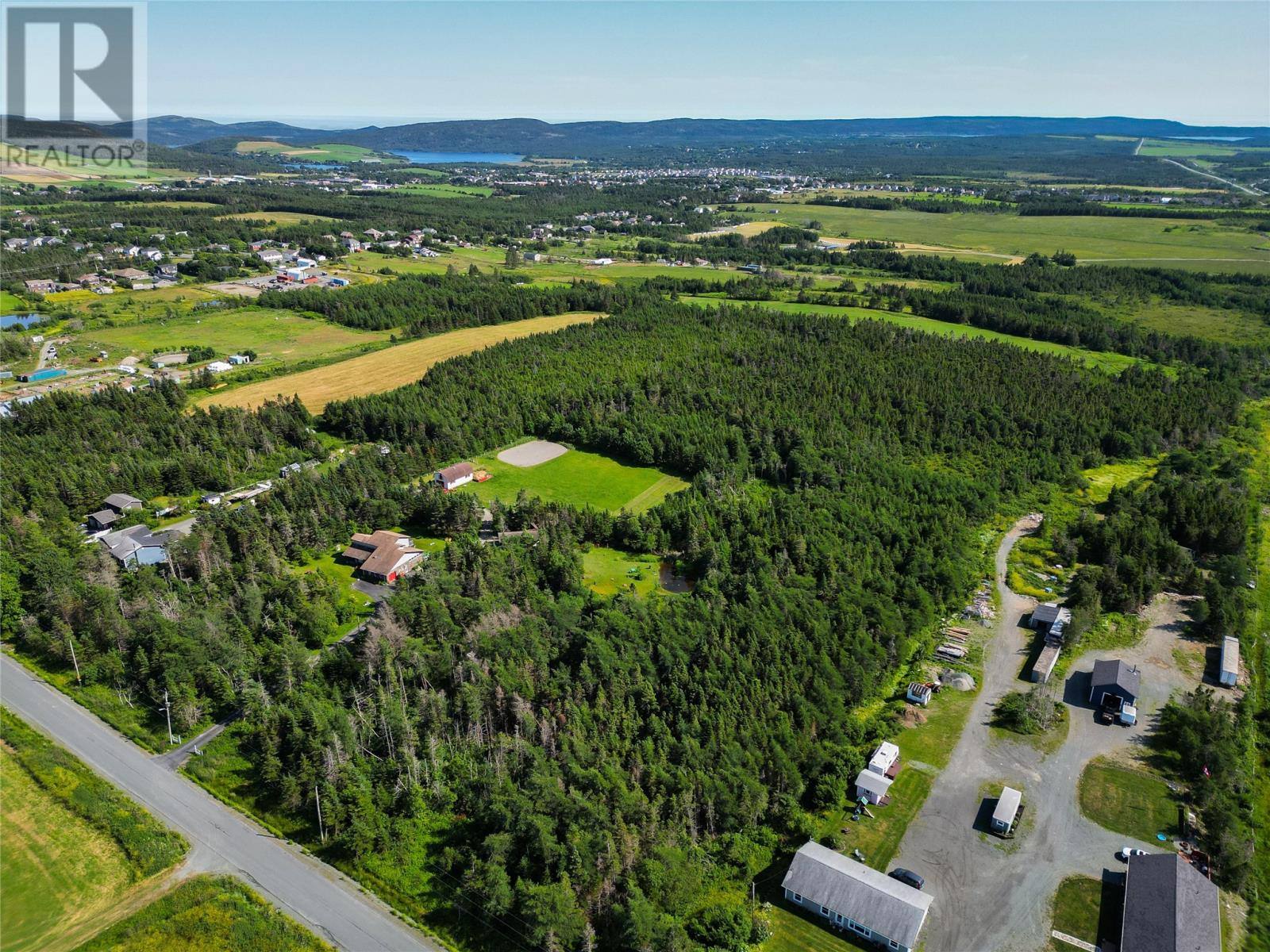 71-77 Cochrane Pond Road, photo 6 of 18