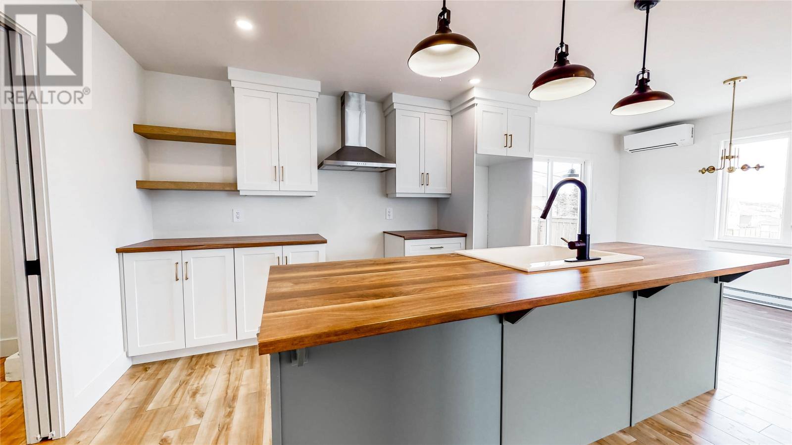 4 Flora Street, photo 2 of 18