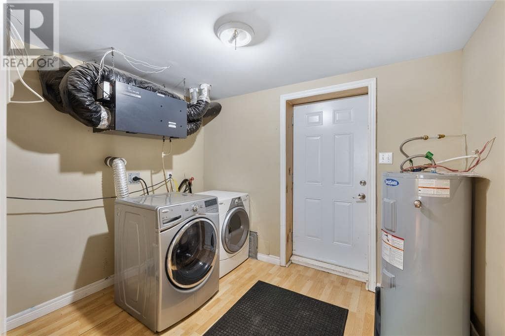 331 Stavanger Drive, photo 23 of 30