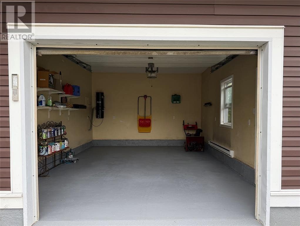 331 Stavanger Drive, photo 25 of 30