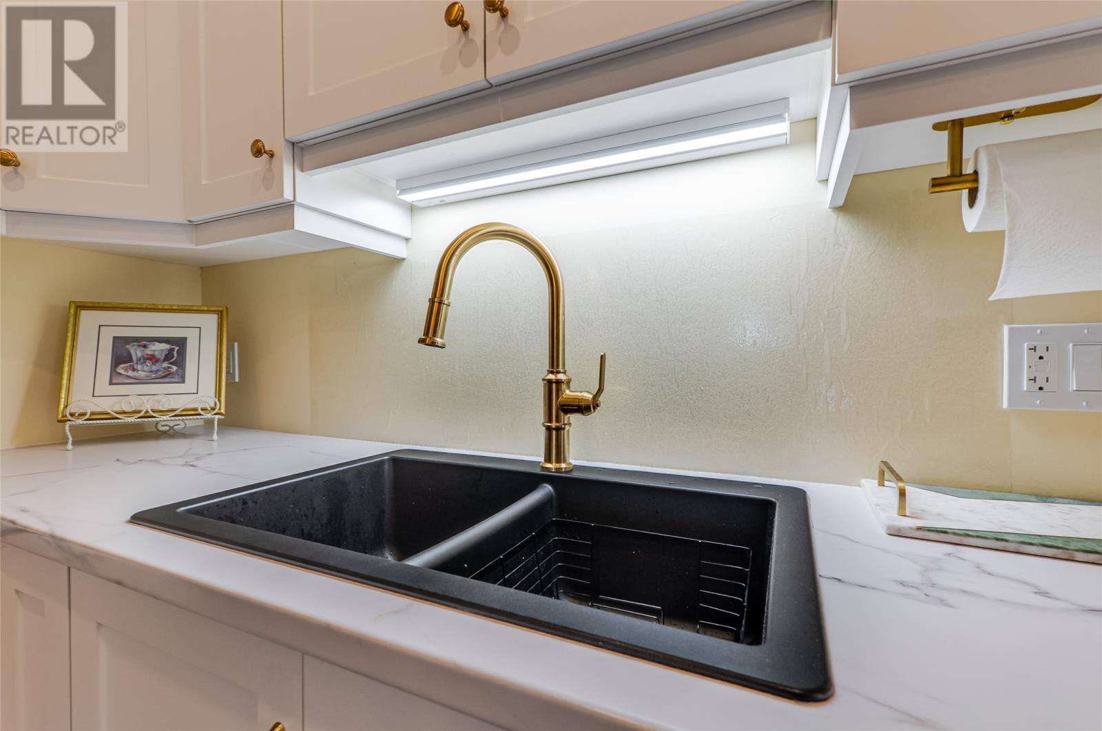 33 Cedar Hill Place, photo 8 of 29