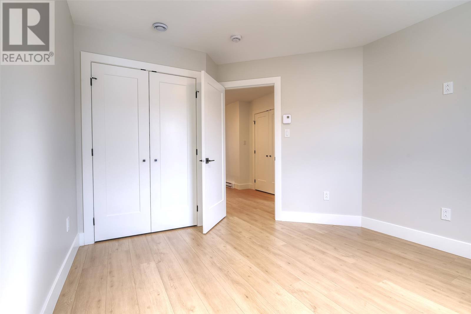 64 Trenton Drive, photo 24 of 39
