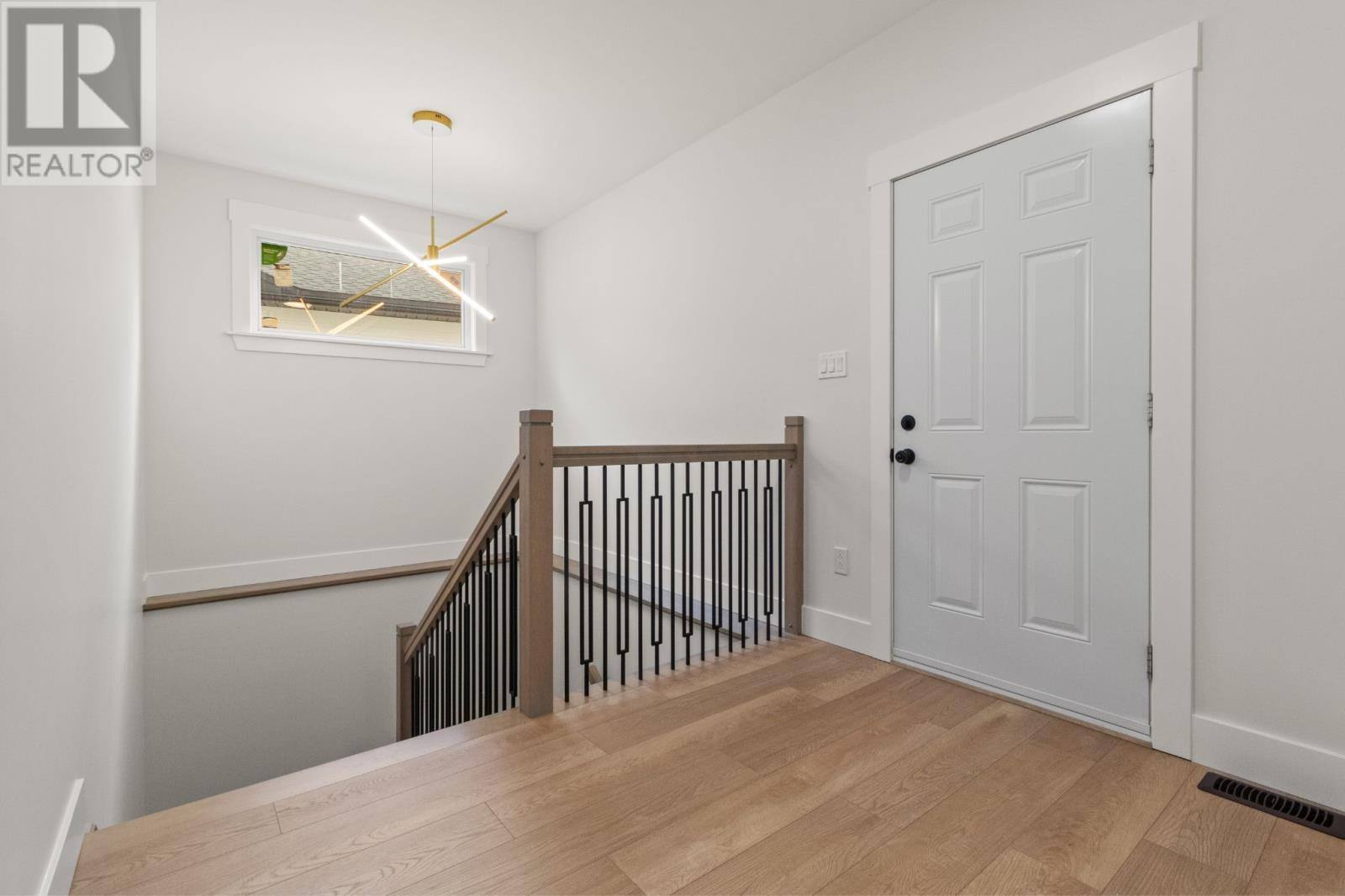 190 Castle Bridge Drive, photo 9 of 47