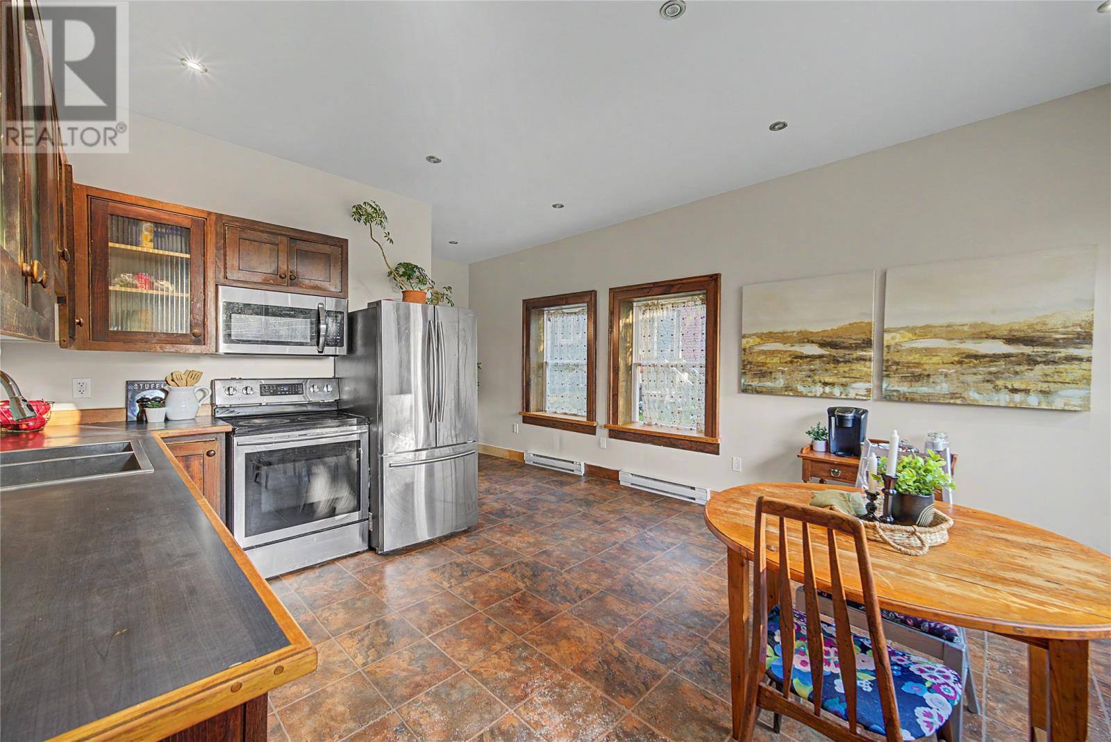 14 Mcdougall Street, photo 20 of 41