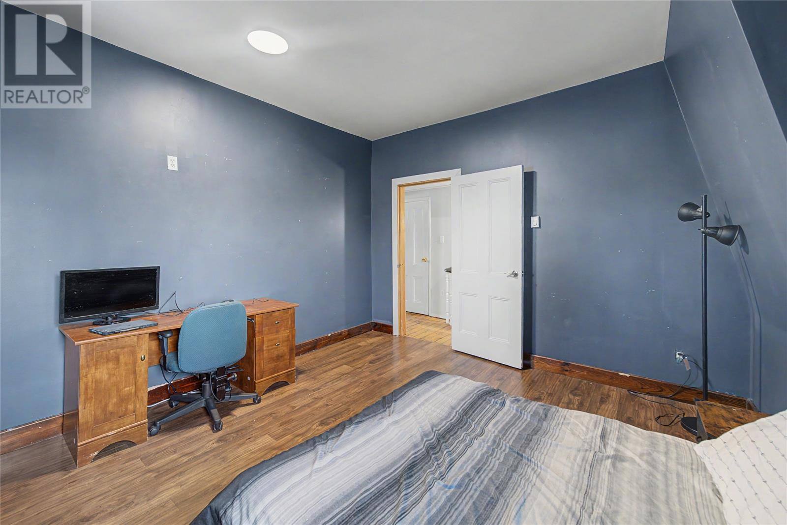 14 Mcdougall Street, photo 28 of 41