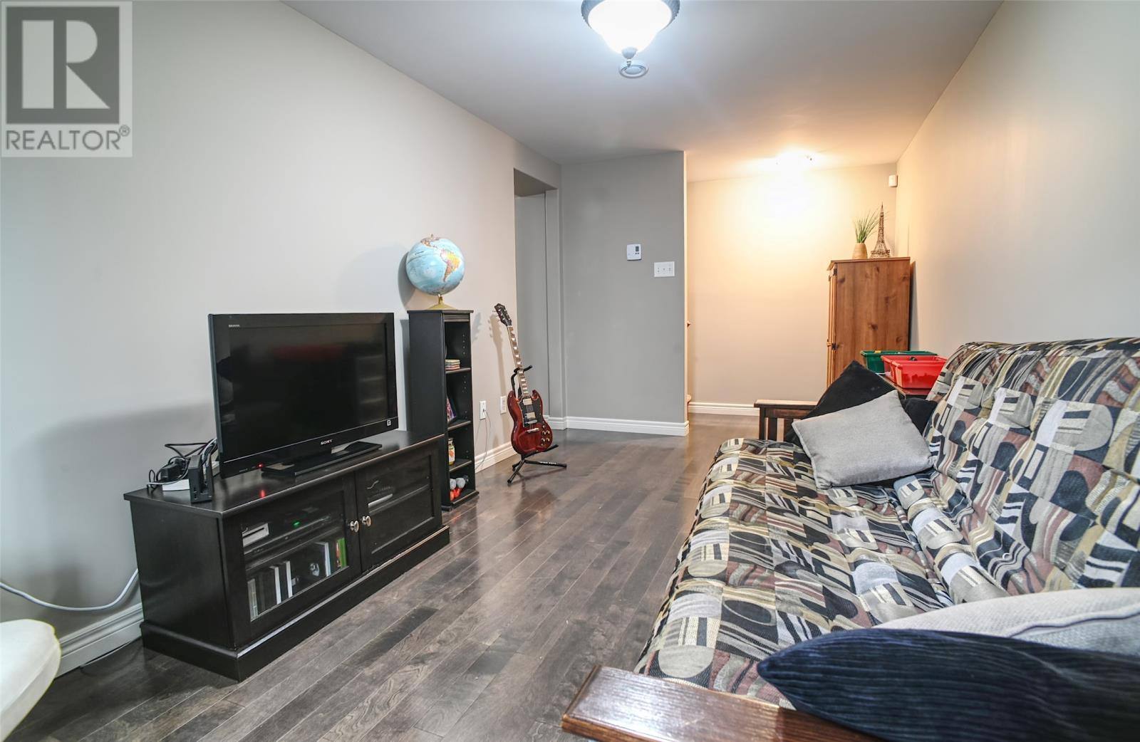 130 Green Acre Drive, photo 28 of 38