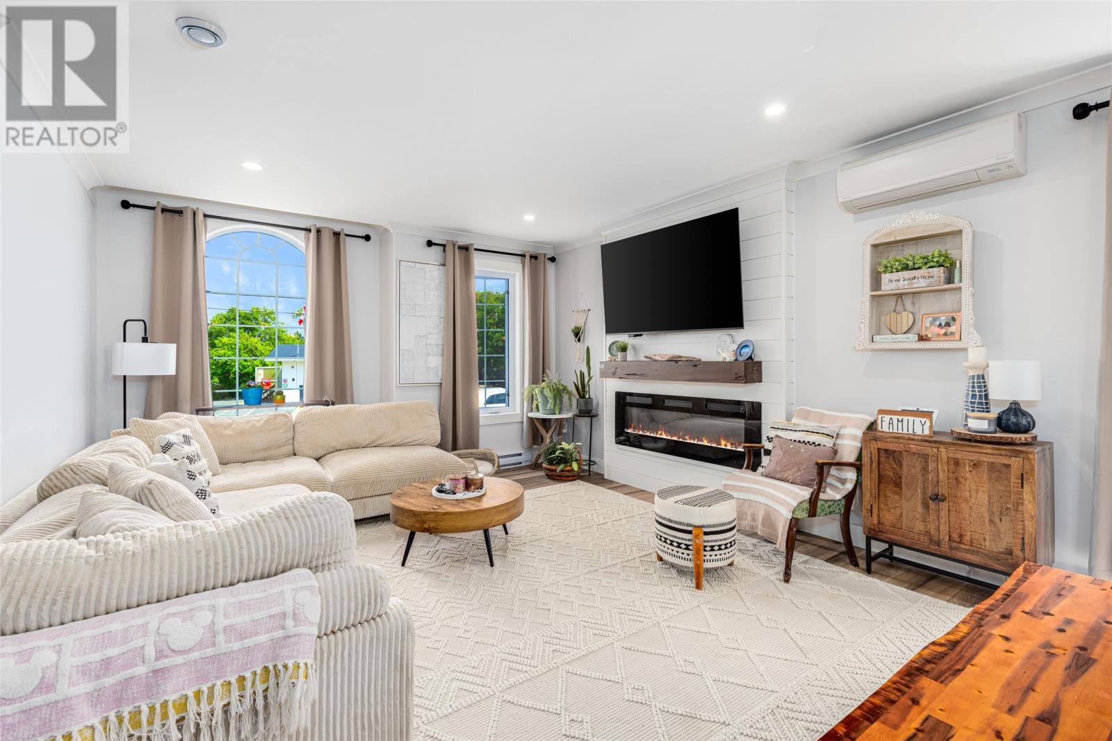 4 Tilleys Road, photo 4 of 35