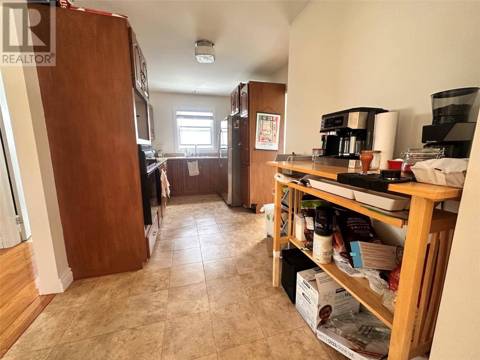 16 Hatcher Street, photo 13 of 27