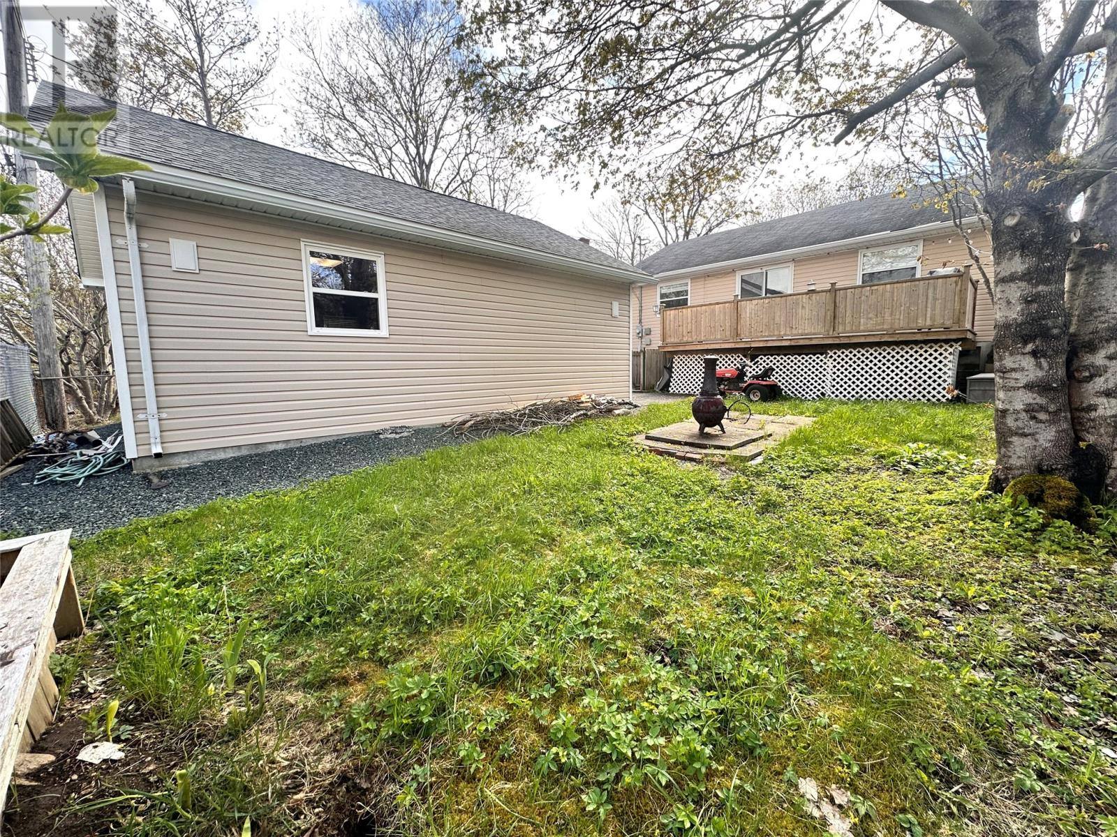 16 Hatcher Street, photo 6 of 27