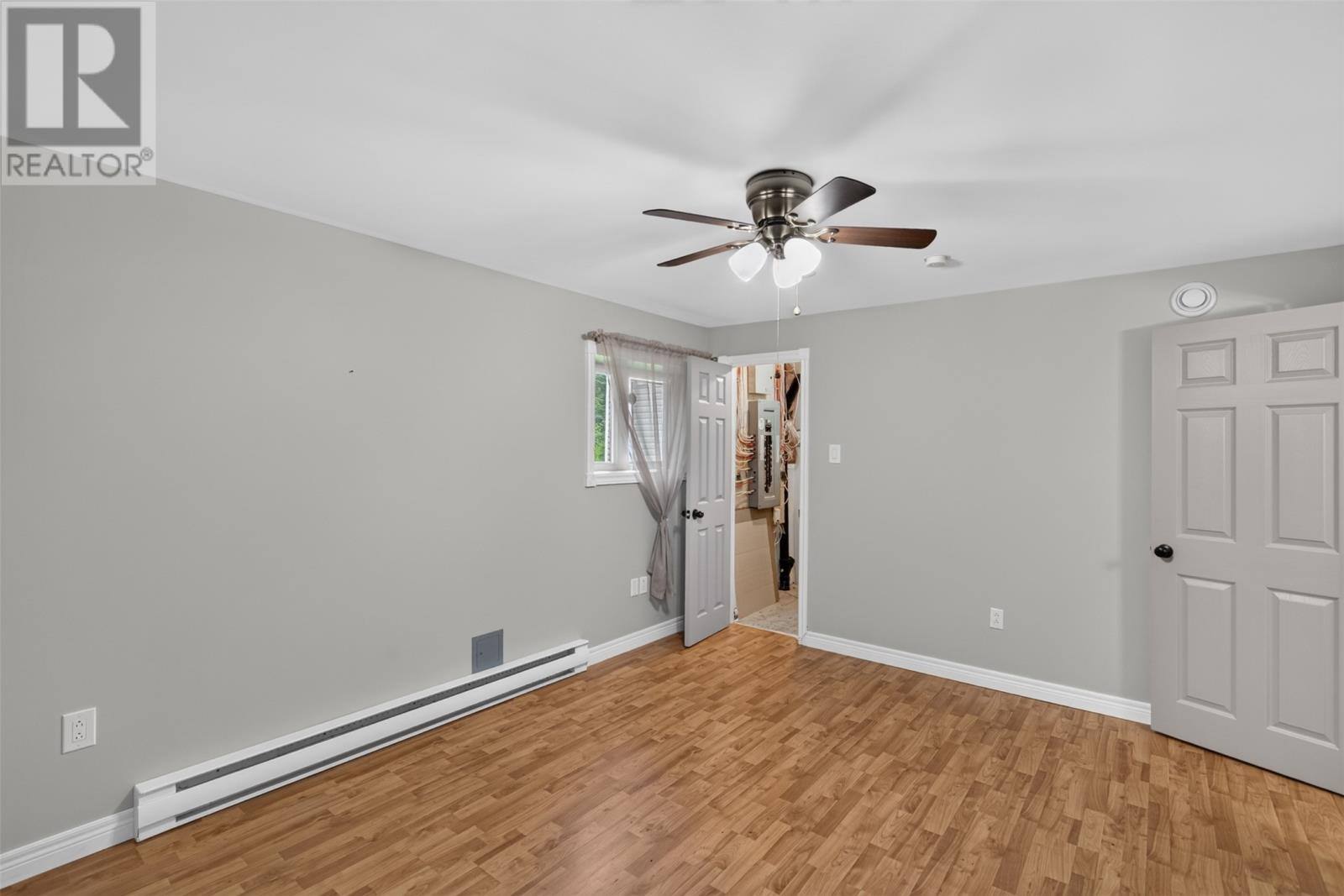 40 Ranger Avenue, photo 34 of 49