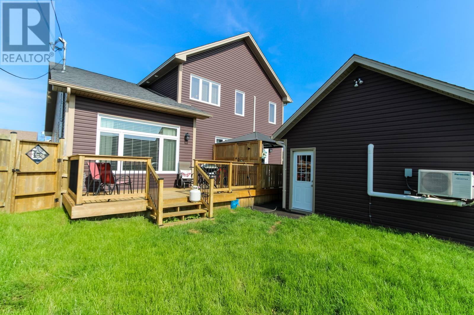 1 Kenai Crescent, photo 12 of 50