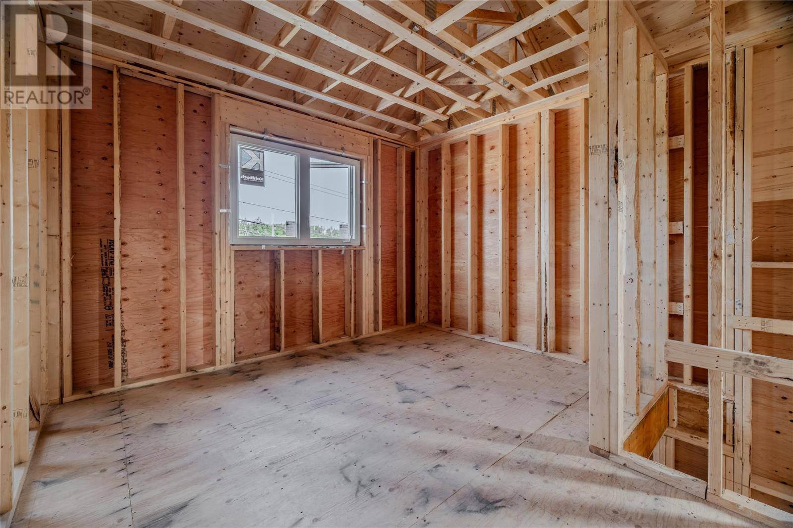 204 St Thomas Line, photo 13 of 23