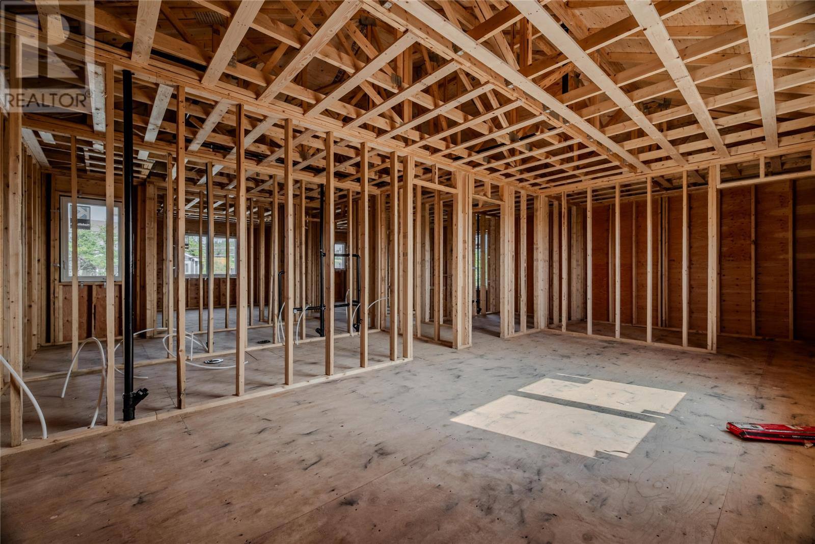 204 St Thomas Line, photo 15 of 23