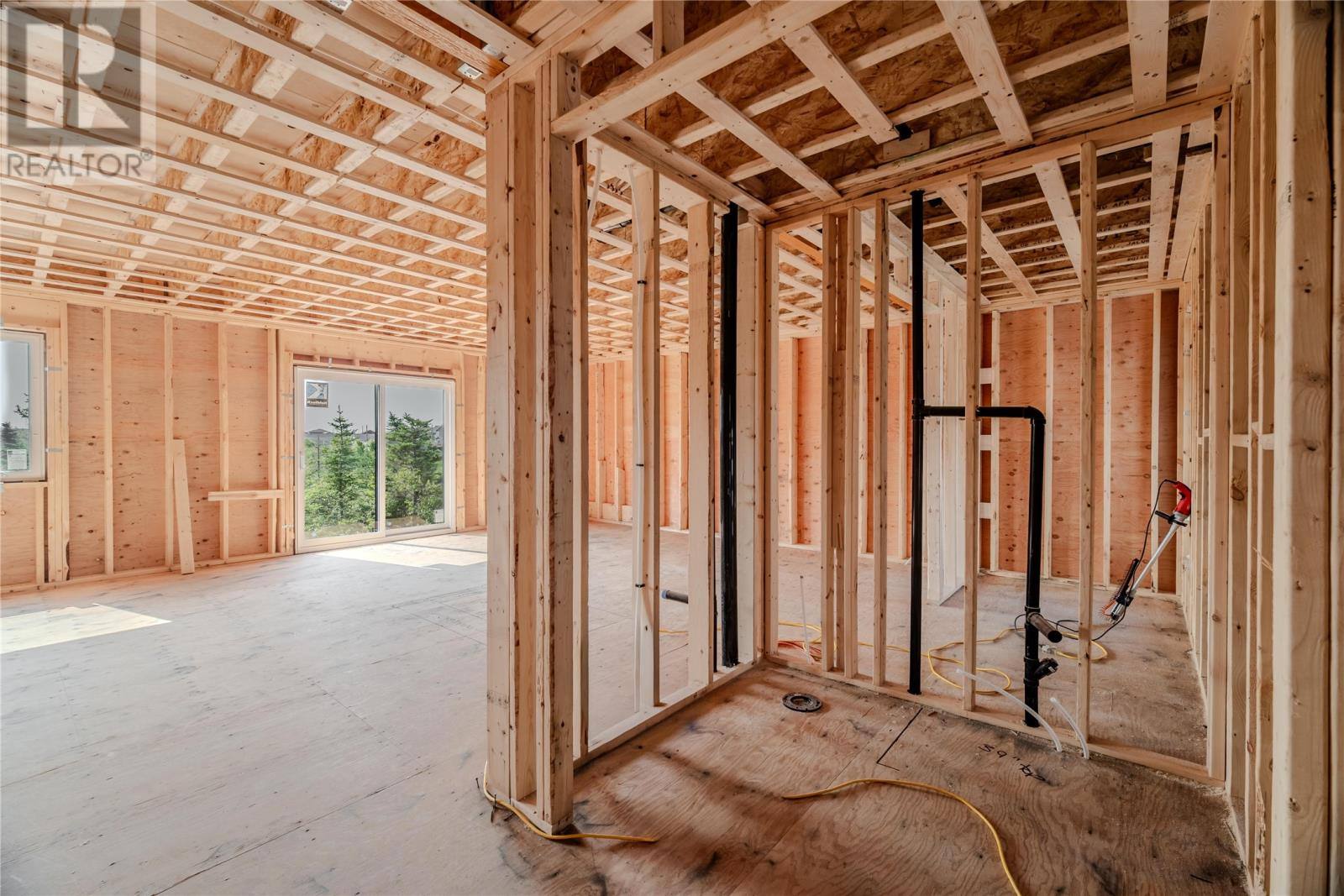 204 St Thomas Line, photo 6 of 23