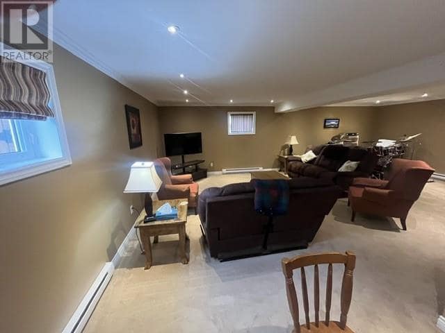 125 Cherry Lane, photo 38 of 39