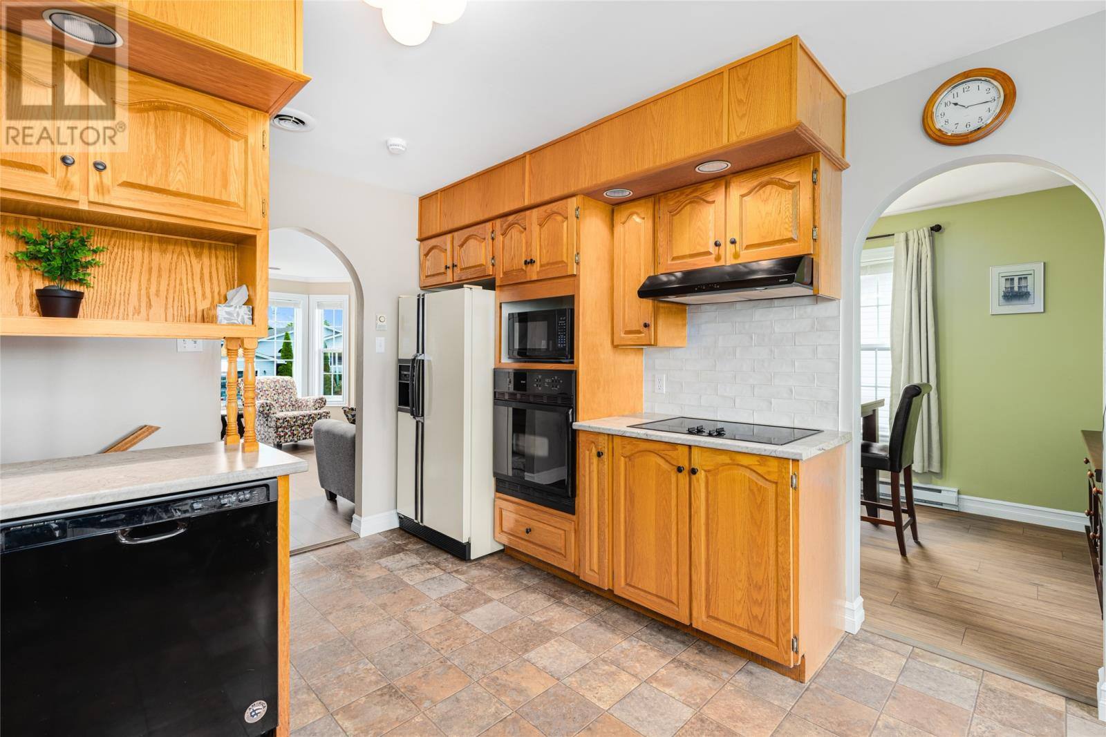 20 Sparrow Drive, photo 12 of 30